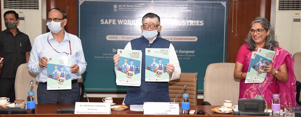 Govt. releases booklet on ‘COVID-19-Safe Workplace Guidelines for Industry’ @santoshgangwar @drharshvardhan