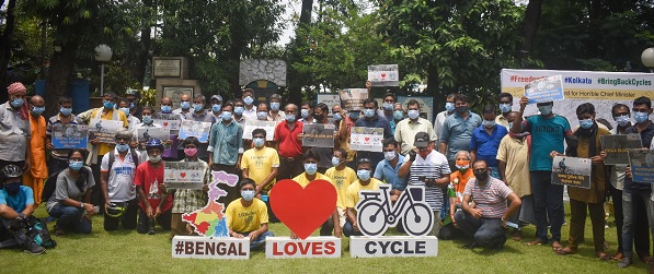 Cyclists demand removal of cycle restriction on Kolkata Roads