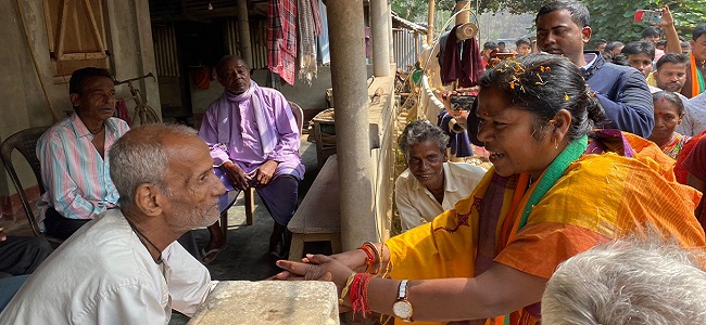 Tripura Polls: Union Minister Pratima Bhoumik holds door-to-door campaign in Dhanpur