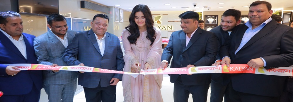 Katrina Kaif unveils Kalyan Jewellers’ showrooms at VIP Road and Gariahat in Kolkata